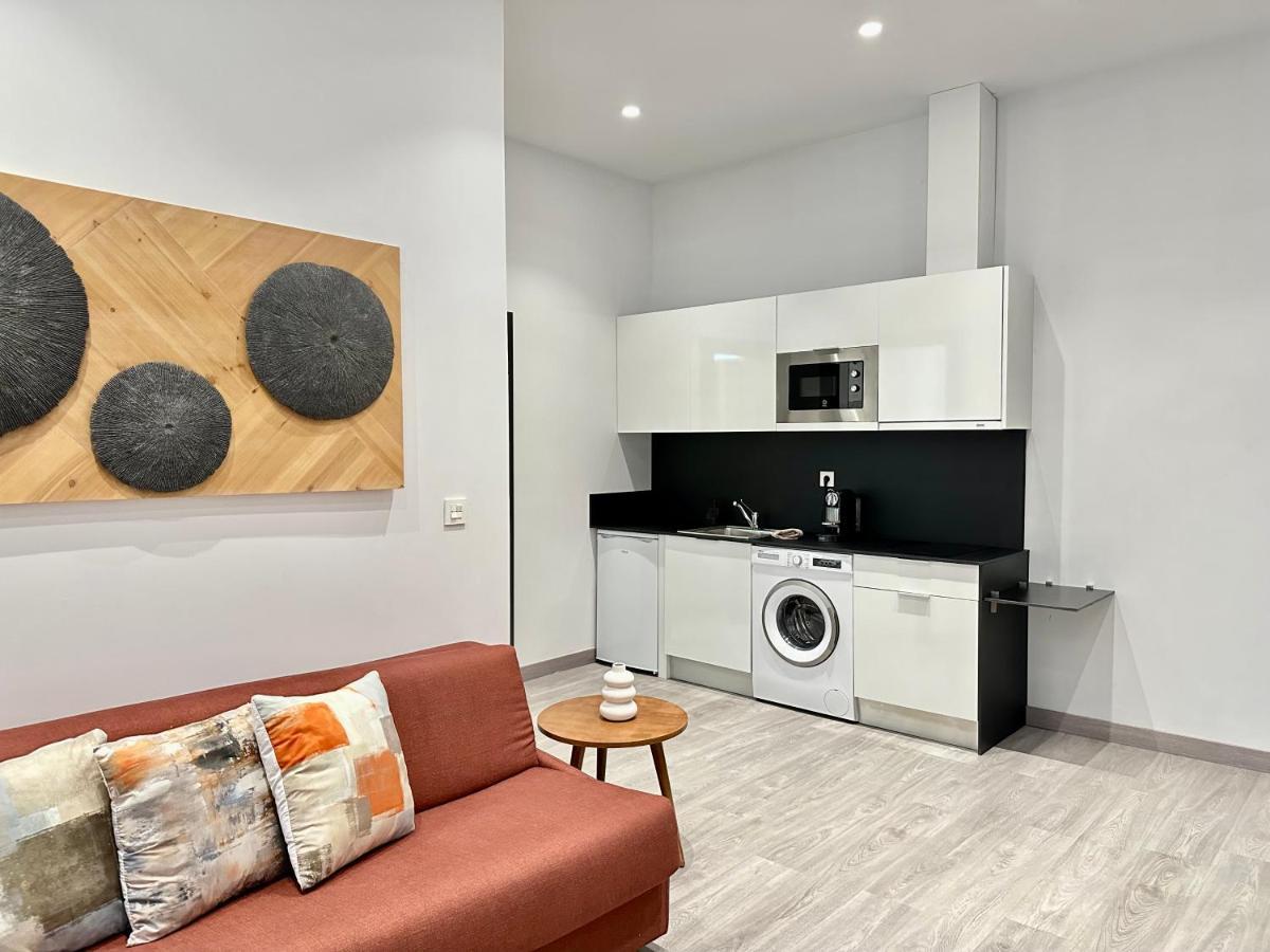 Suites 18 - Hostatel Гранада Экстерьер фото
