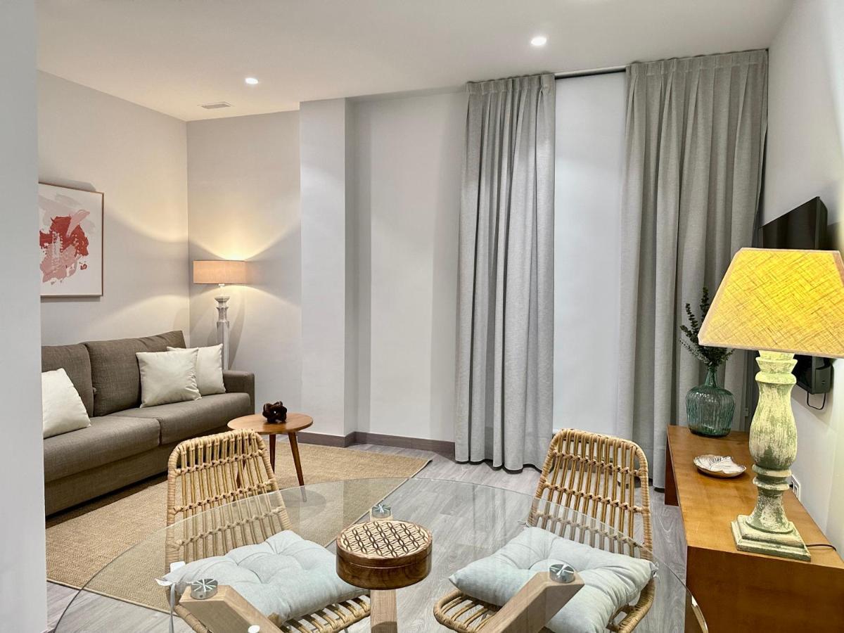 Suites 18 - Hostatel Гранада Экстерьер фото