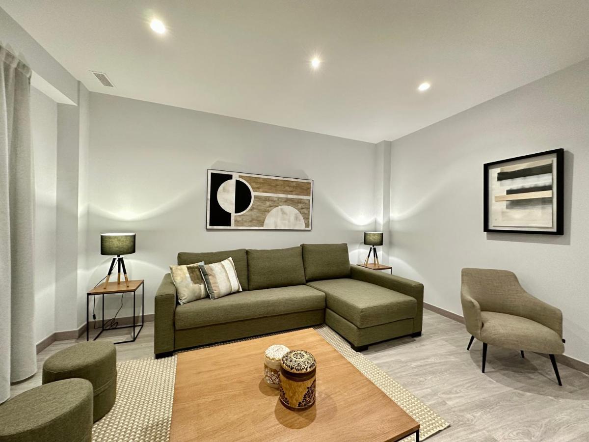 Suites 18 - Hostatel Гранада Экстерьер фото